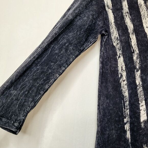 Jess & Jane American Flag Acid Wash Fringe Long Sleeve Top Size Small - Picture 5 of 8
